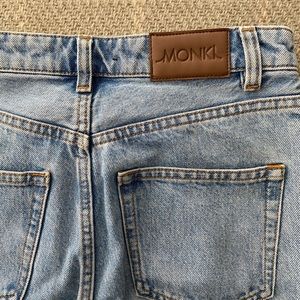 Monki Kimomo High Waist Mom Jeans 26